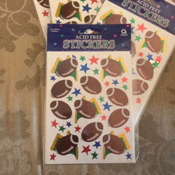 12 new in package football stickers. - Picture 2 of 4
